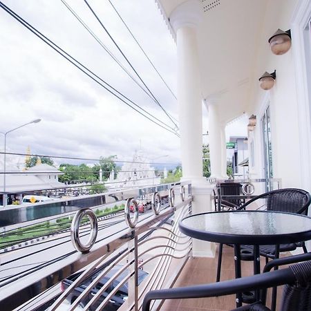 Reun Pon Aek Hotell Chiang Rai Exteriör bild