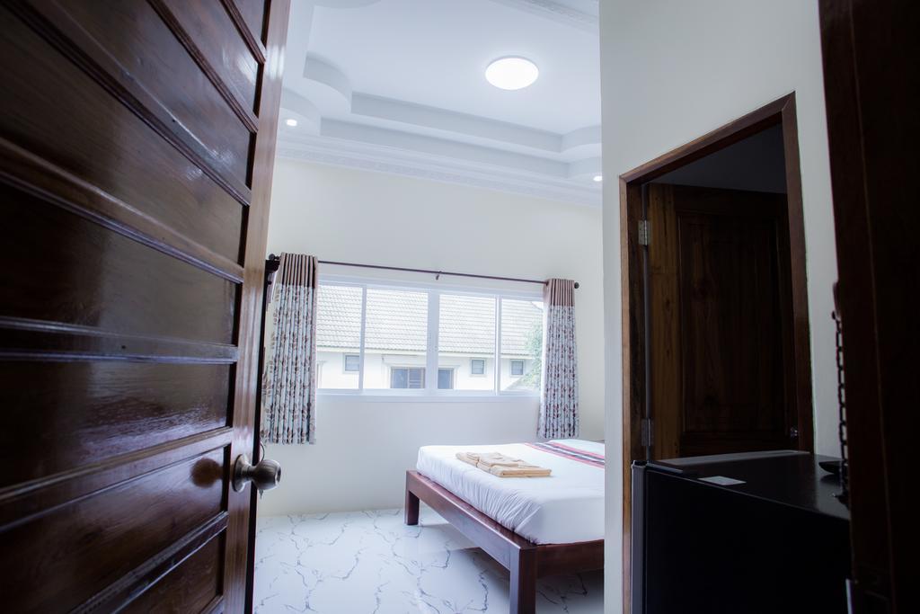 Reun Pon Aek Hotell Chiang Rai Exteriör bild