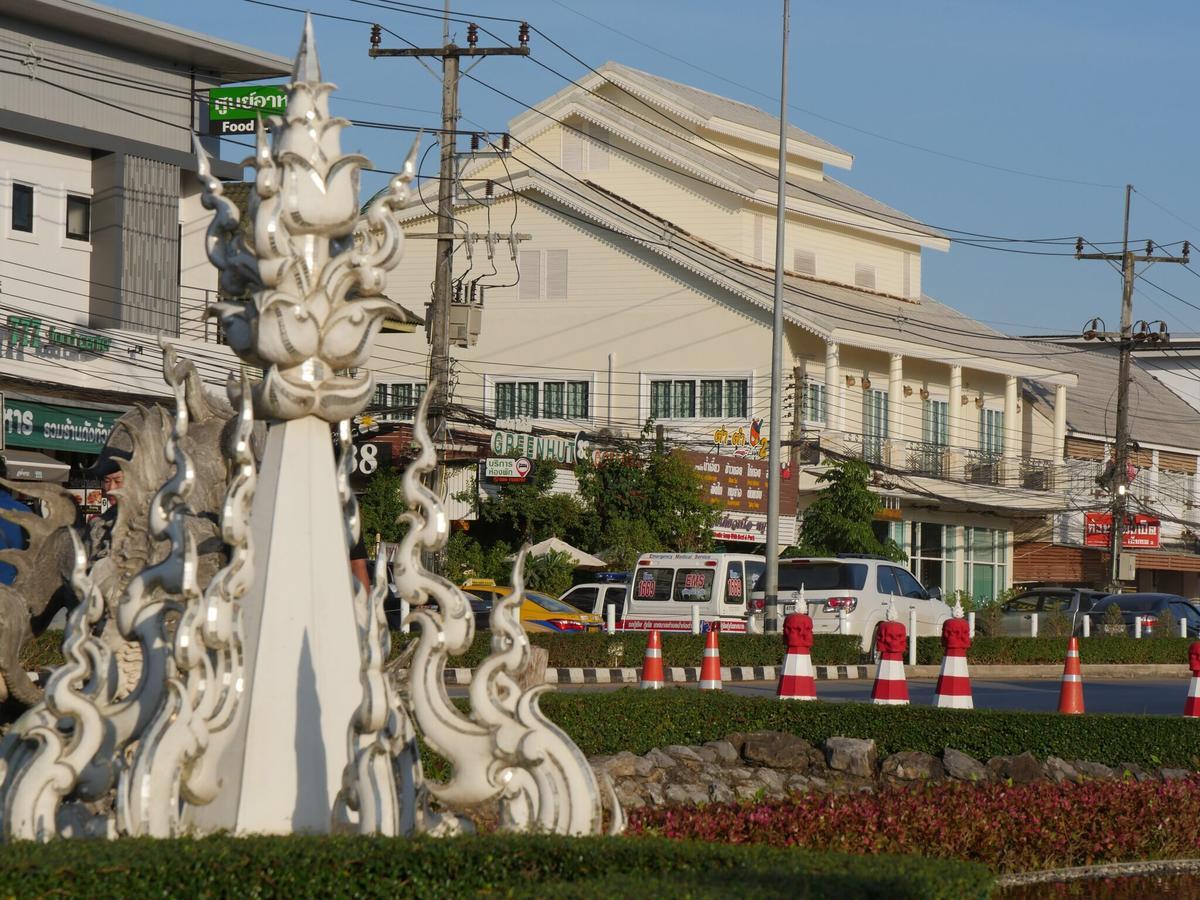 Reun Pon Aek Hotell Chiang Rai Exteriör bild
