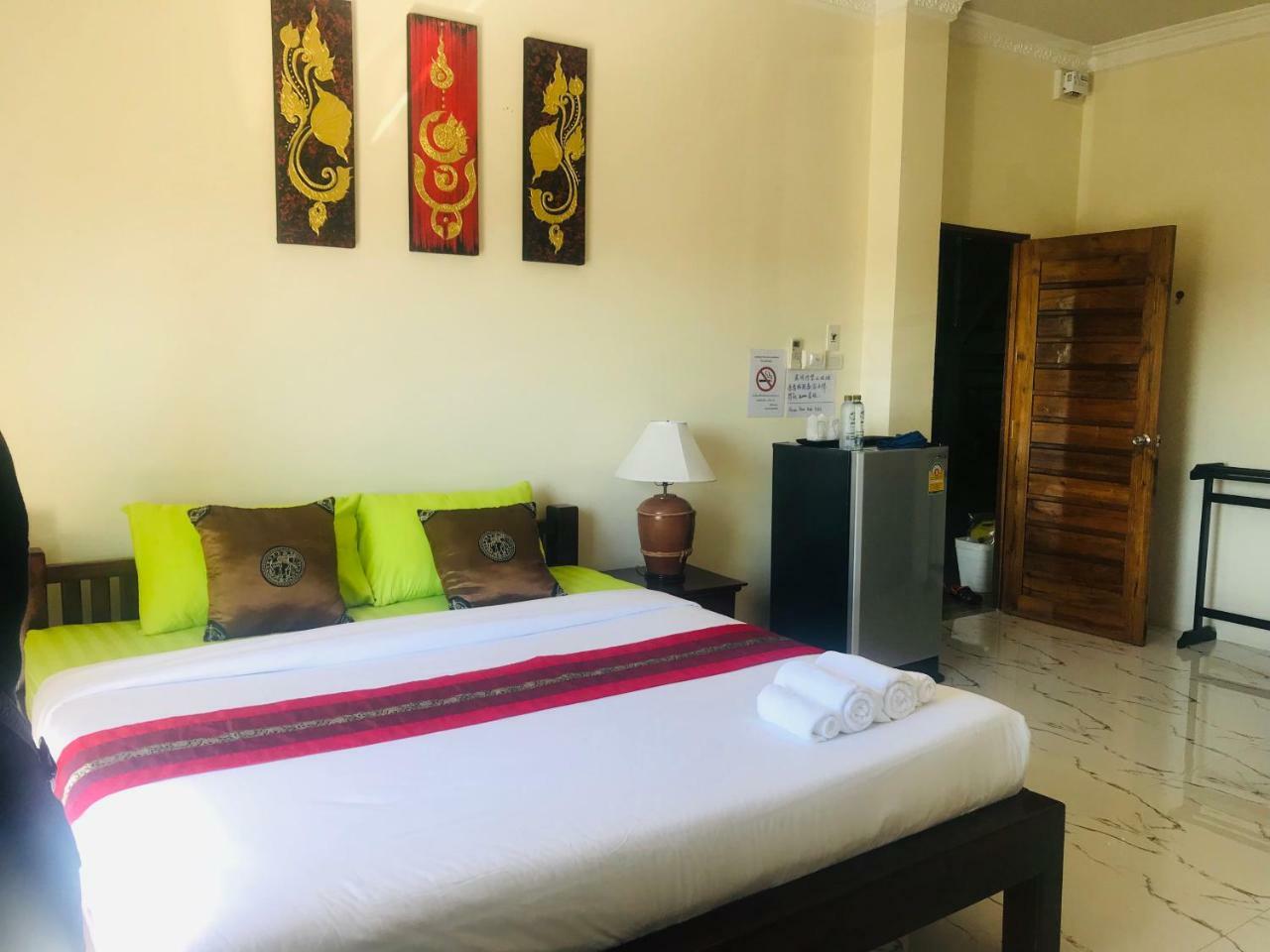 Reun Pon Aek Hotell Chiang Rai Exteriör bild
