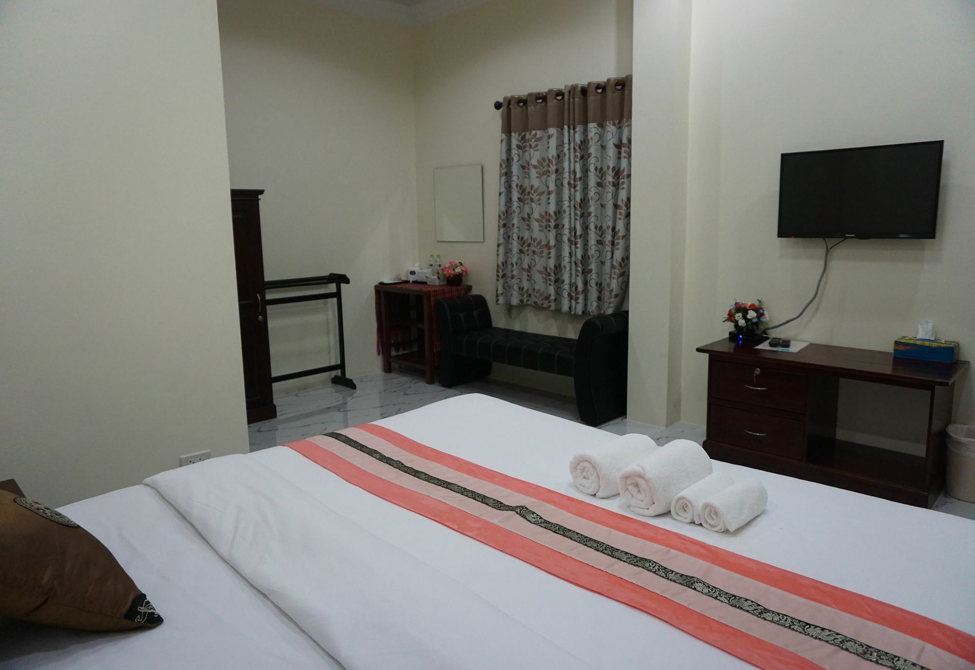 Reun Pon Aek Hotell Chiang Rai Exteriör bild
